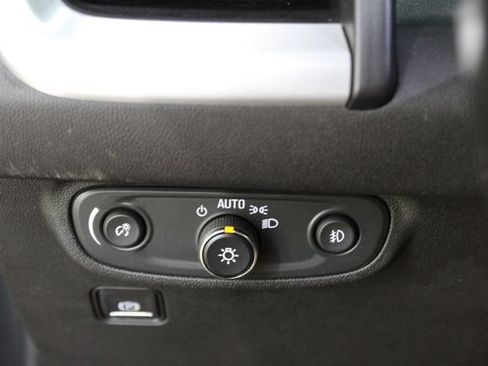 Used 2020 GMC Terrain SLT FWD image 16