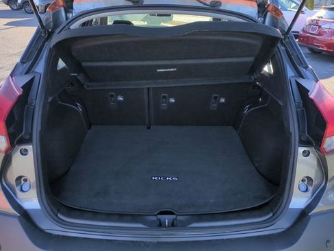 Used 2020 Nissan Kicks SR w/ SR Premium Package image 27