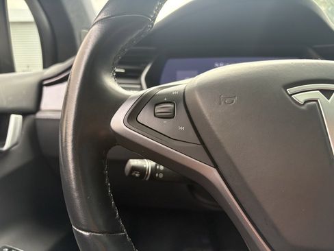 Used 2021 Tesla Model X Long Range image 22