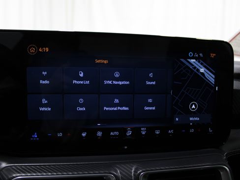 Used 2025 Ford Mustang GT Premium image 18