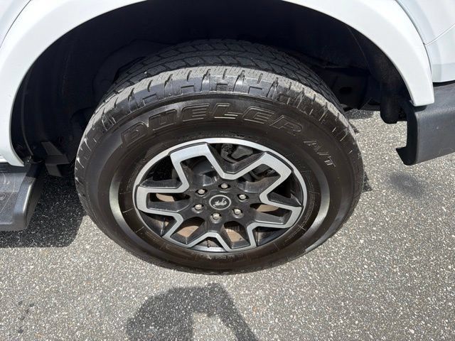 Used 2025 Ford Bronco Outer Banks AWD/4WD image 9