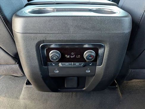 Used 2024 Chevrolet Tahoe LT w/ LT Signature Plus Package image 18