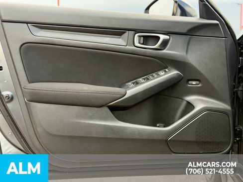 Used 2025 Honda Civic Sport image 15