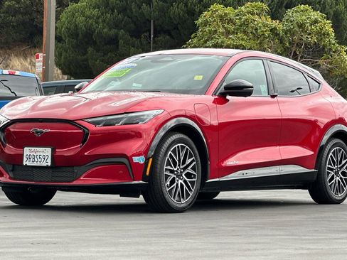 Certified 2024 Ford Mustang Mach-E Premium image 10