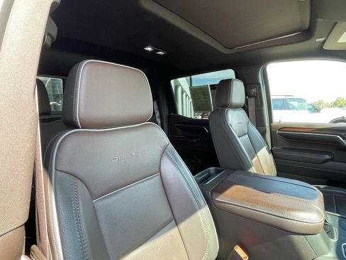 Used 2024 GMC Sierra 1500 Denali AWD/4WD image 28