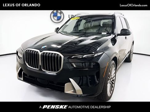Used 2023 BMW X7 xDrive40i w/ Premium Package image 1