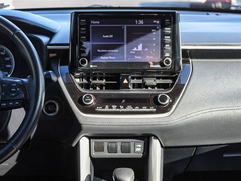 Used 2022 Toyota Corolla Cross LE image 14