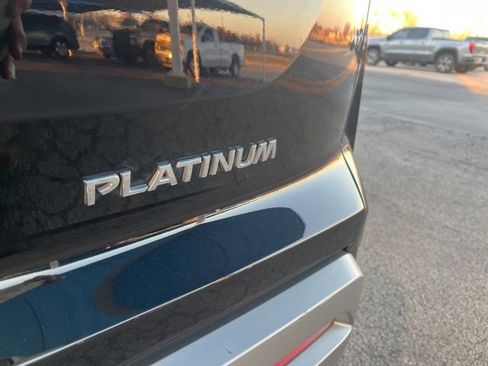 Used 2022 Nissan Pathfinder Platinum w/ Cargo Package image 9