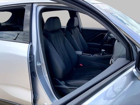Used 2025 Acura ADX A-Spec AWD/4WD image 9