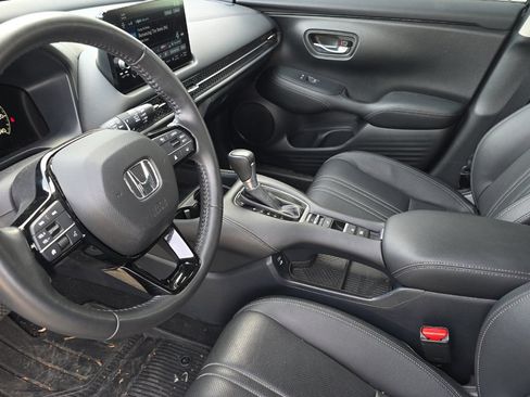Used 2024 Honda HR-V EX-L image 7