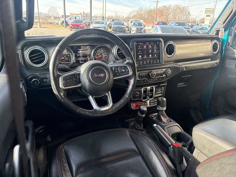Used 2019 Jeep Wrangler Unlimited Rubicon image 3