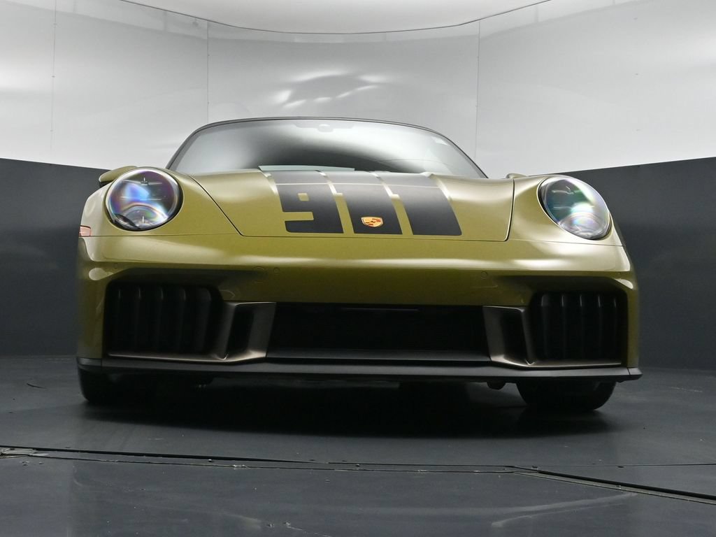 Certified 2026 Porsche 911 GTS RWD image 35