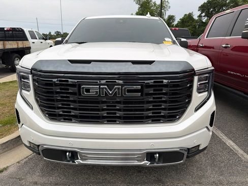 Used 2023 GMC Sierra 1500 Denali Ultimate AWD/4WD image 2