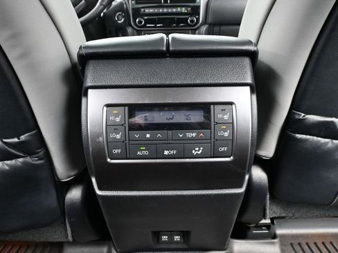 Used 2023 Lexus GX 460 w/ Black Line Special Edition AWD/4WD image 41