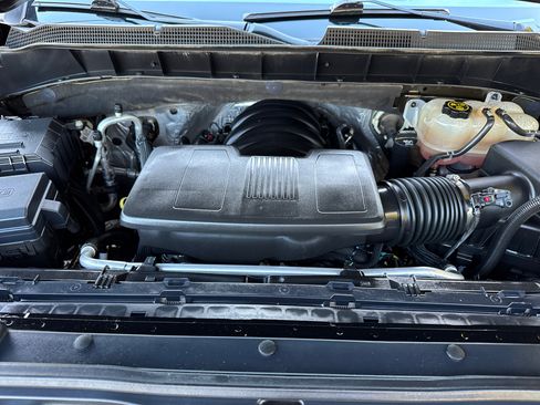 Used 2022 Chevrolet Silverado 1500 LT Trail Boss w/ Convenience Package II image 11