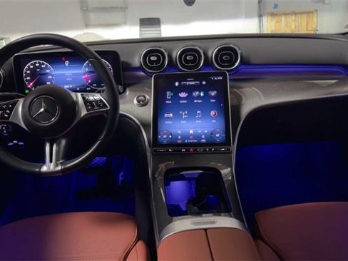 Used 2023 Mercedes-Benz C 300 Sedan image 35