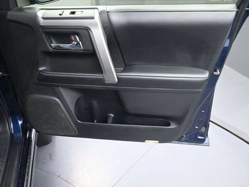 Used 2018 Toyota 4Runner Limited AWD/4WD image 13