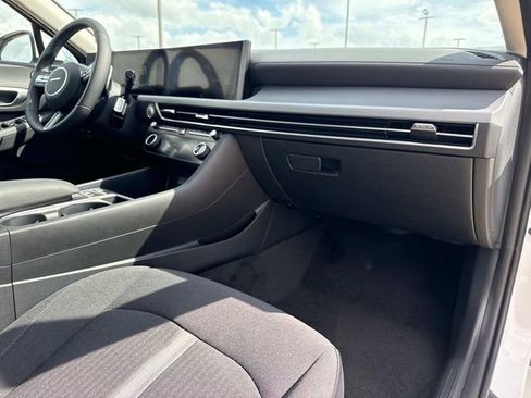 New 2026 Hyundai Sonata SEL image 16