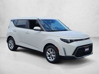 Used 2025 Kia Soul LX FWD video 3