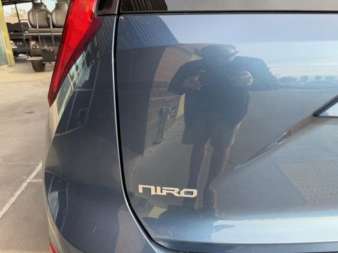 Used 2024 Kia Niro Wind w/ Wind Preserve Package image 14