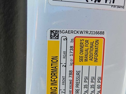 Used 2024 Buick Enclave Premium image 24