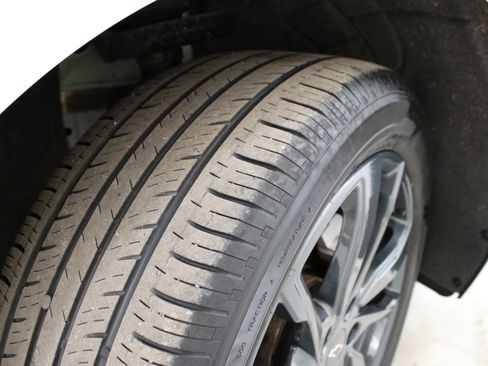 Used 2023 Chevrolet Equinox RS image 34