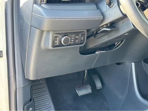 New 2025 Ford Mustang Mach-E Premium image 33