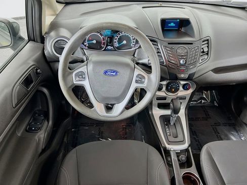 Used 2017 Ford Fiesta SE image 19