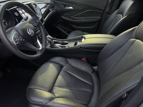Used 2020 Buick Envision Premium w/ Driver Confidence Package image 9
