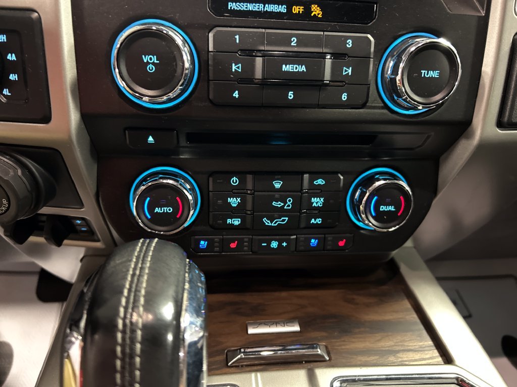 Used 2018 Ford F150 Lariat w/ Equipment Group 501A Mid AWD/4WD image 19