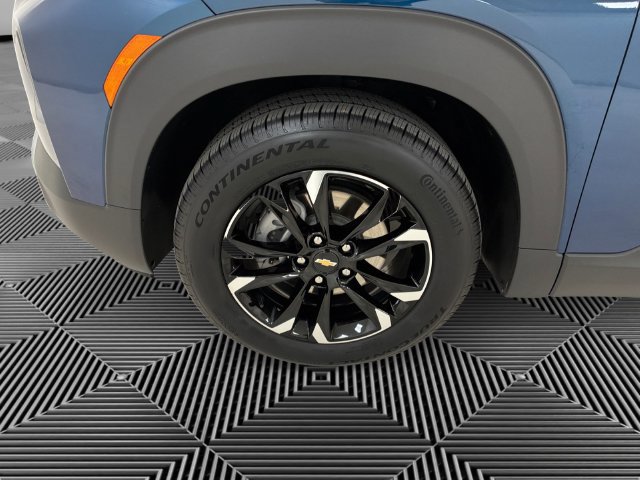 Certified 2021 Chevrolet TrailBlazer LT w/ Convenience Package FWD image 9