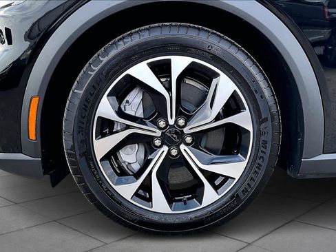 Used 2025 Ford Mustang Mach-E Select image 15