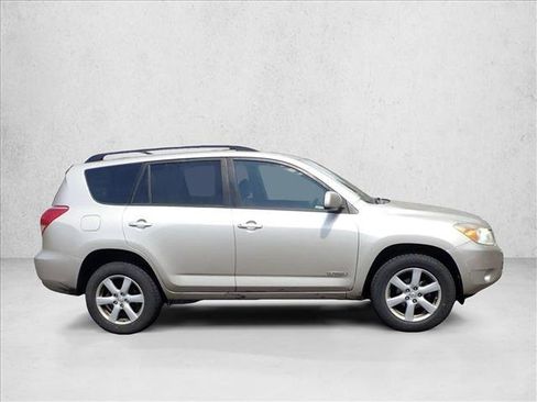 Used 2006 Toyota RAV4 Limited AWD/4WD image 9