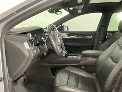 Used 2023 Cadillac XT5 Premium Luxury FWD image 10