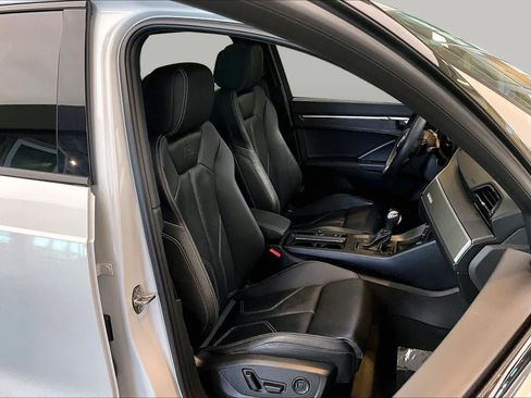 Certified 2024 Audi Q3 2.0T Premium Plus AWD/4WD image 9
