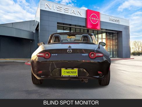 Used 2024 MAZDA MX-5 Miata Grand Touring w/ Weather Package image 9