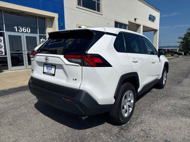 Used 2025 Toyota RAV4 LE FWD image 15