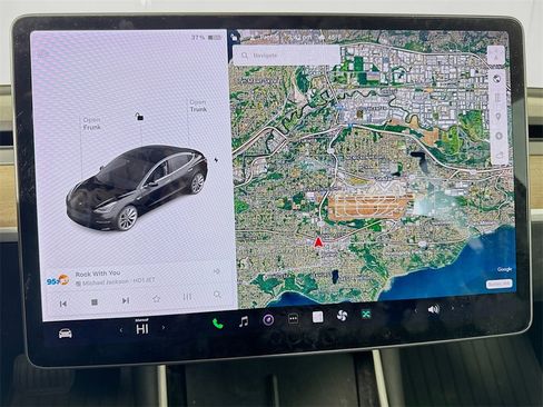 Used 2018 Tesla Model 3 Long Range image 11