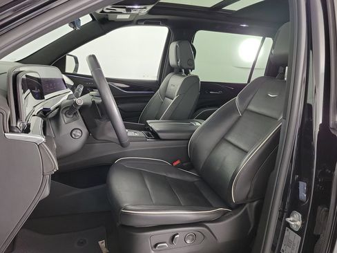 Certified 2024 Cadillac Escalade ESV Sport AWD/4WD image 17