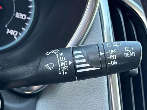 Used 2024 Chevrolet Equinox LS FWD image 24