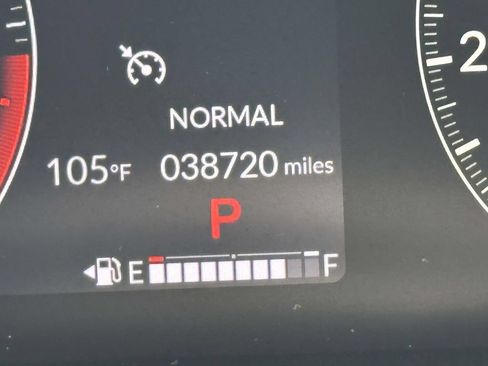 Used 2024 Honda HR-V EX-L image 24