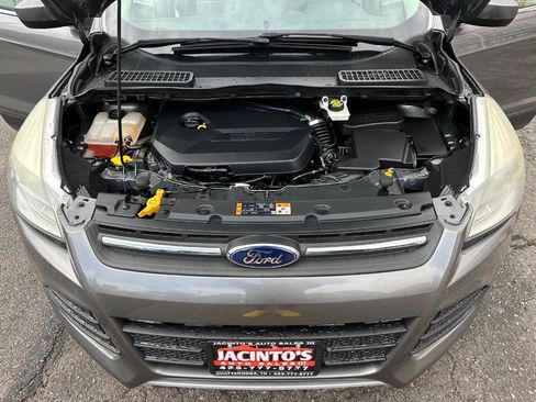 Used 2014 Ford Escape SE FWD image 39