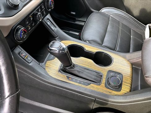 Used 2019 GMC Acadia Denali w/ Technology Package image 15