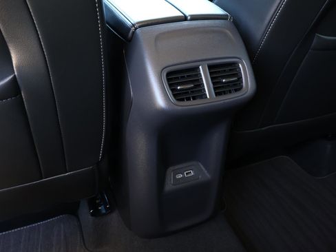 Used 2022 Buick Envision Preferred w/ Safety Package image 13