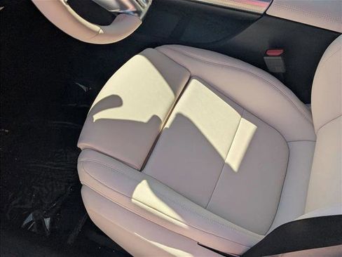 New 2026 Mercedes-Benz CLA 250+ image 4