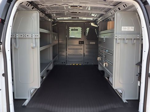 New 2025 Chevrolet Express 2500 Work Van w/ Driver Convenience Package image 30