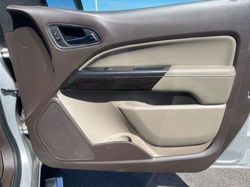 Used 2016 GMC Canyon SLE image 13