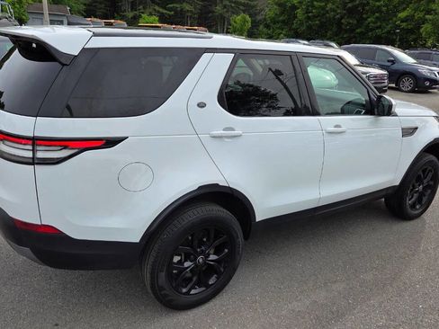 Used 2019 Land Rover Discovery SE AWD/4WD image 13