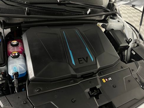 Used 2023 Hyundai Ioniq 5 SEL image 35