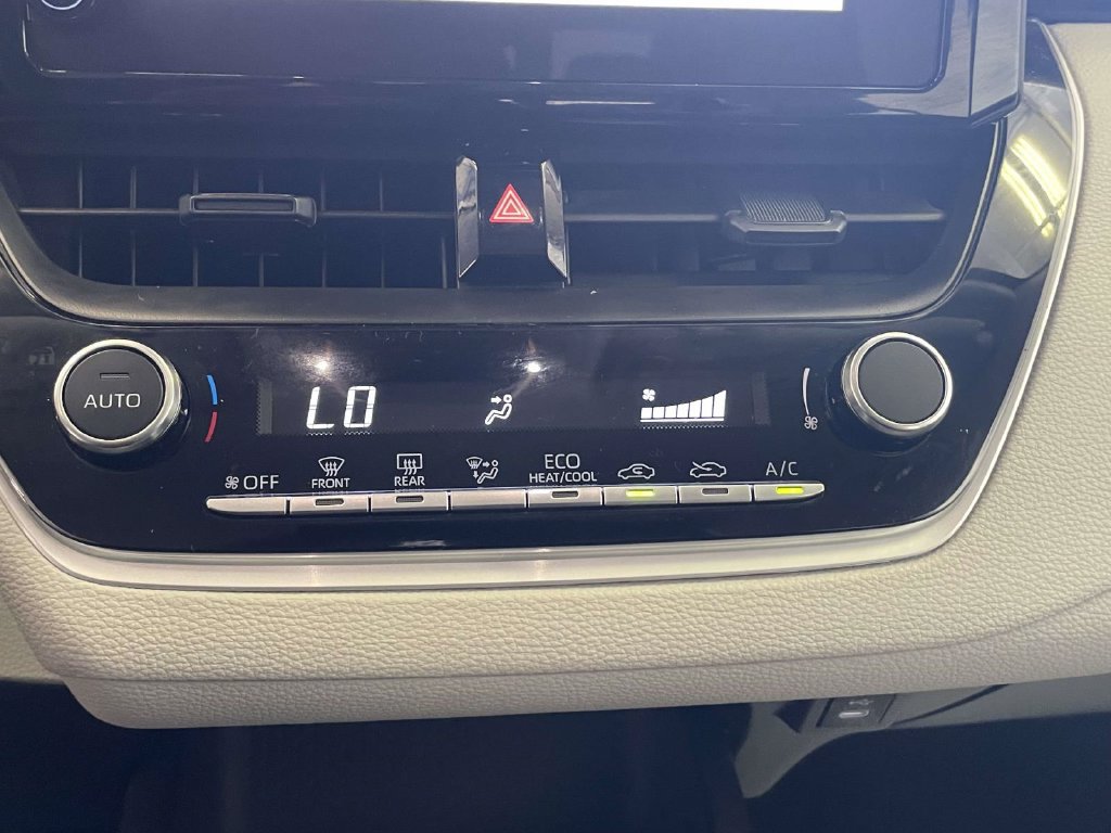 Certified 2025 Toyota Corolla LE FWD image 18